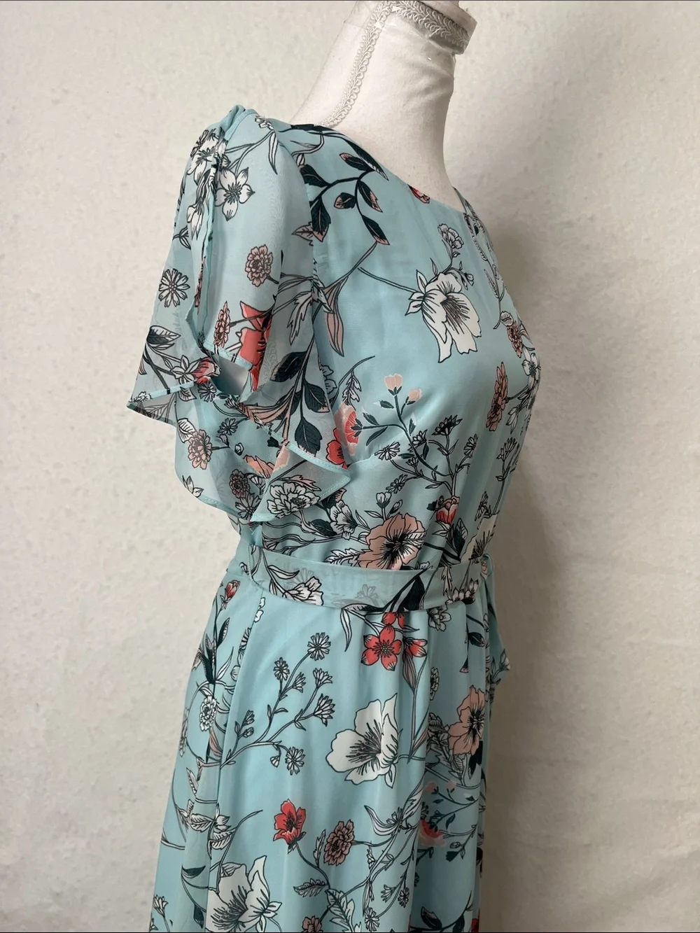 Light Blue Floral High-Low Dress with Tie Waist - Picture 4 of 12